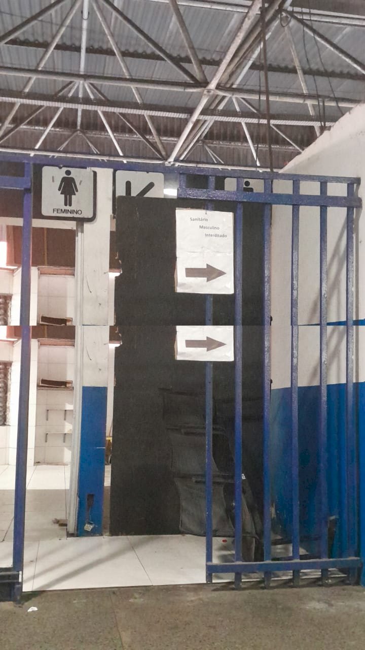 Banheiro da Rodoviária Abandonado Há 7 Meses